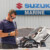 Technicien Suzuki Marine en intervention sur un bateau à Gruissan.